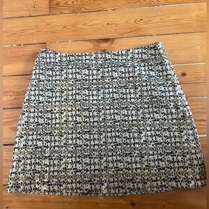 Gold Mini Skirt 🫶🏽